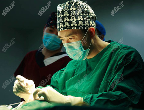 北京韩啸人工韧带提胸手术过程图