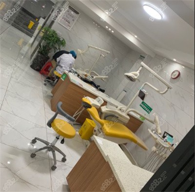 龙岩卢四珍口腔科诊所内景