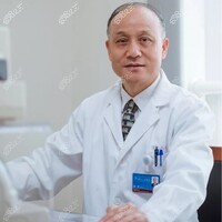 上海九院修复鼻子很出名的医生