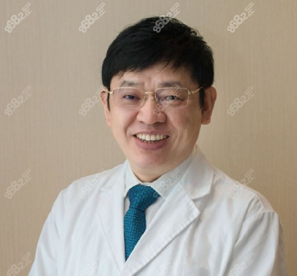 医生