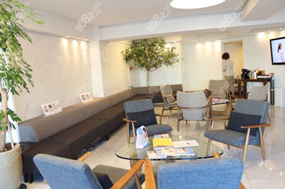 韩国迪美整形医院休息区