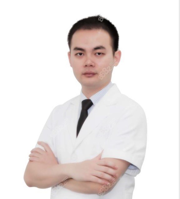 植发医生杨子军