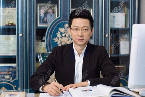磨骨医生黄大勇