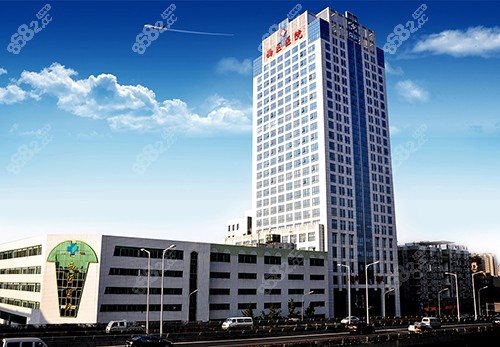 成都西区医院外观环境图