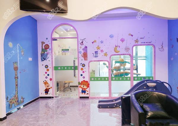 三叶口腔的儿童诊室