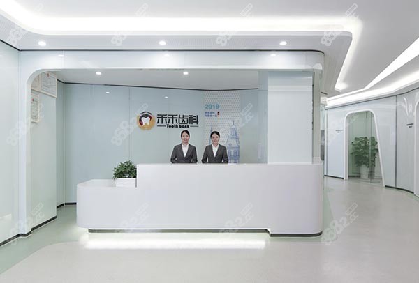 张栋梁正畸医生在哪里出诊