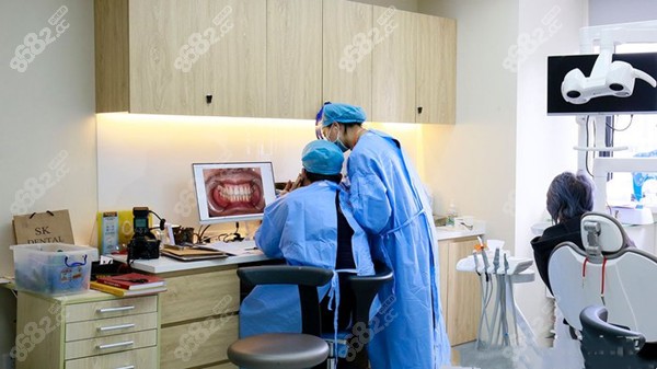 上海曙康口腔就诊室 上海曙康口腔就诊室