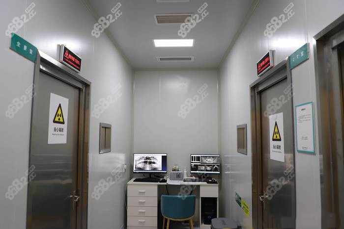 德韩口腔医院检查室