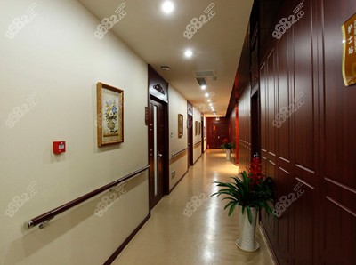 北京华韩医疗美容医院走廊