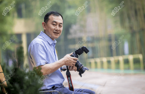 西安籍建华医生近照