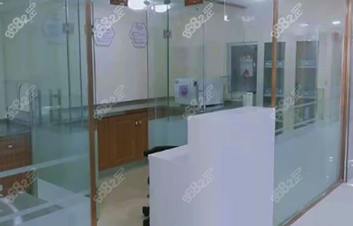 郑州欣雅美口腔门诊消毒室