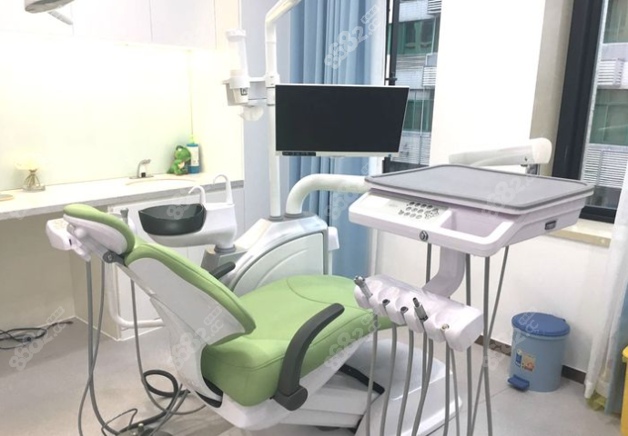 福州維樂口腔種牙診療室