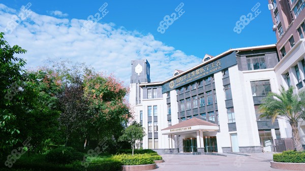 綿陽華美紫馨植發(fā)外景8682.cc 綿陽華美紫馨植發(fā)外景8682.cc