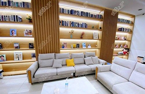 武汉清华阳光口腔休息区