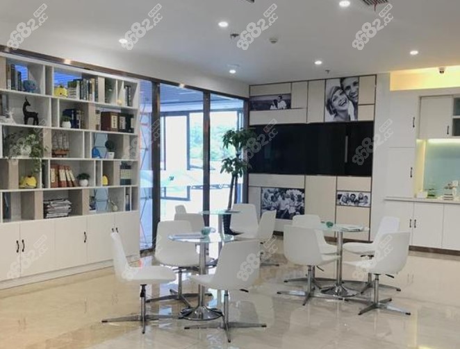 青岛维乐口腔凯悦店休息区