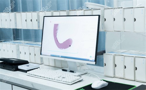 成都曼斯特口腔数字换技术