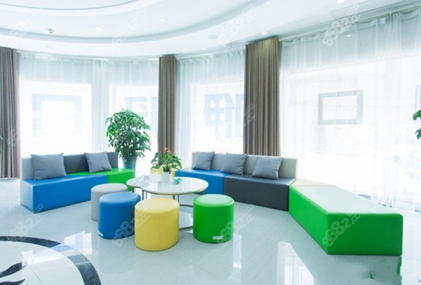 休息候診區(qū)m.66ub.cn 休息候診區(qū)m.66ub.cn