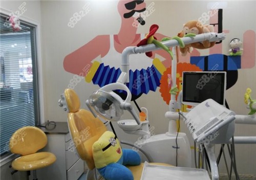 沈阳欢乐口腔医院儿童诊疗室