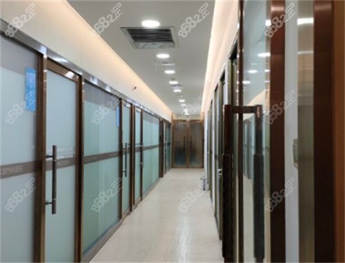 北京中诺口腔医院走廊