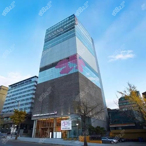 韩国id整形医院位居韩国首尔江南区整形医院前十榜首.jpg