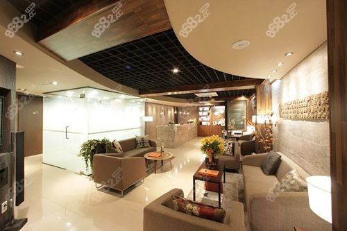 韩国清潭洞好的医院少不了清潭洞min clinic整形医院www.8682.cc.jpg