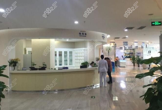 乌鲁木齐美奥口腔哪个医生好？种植.正畸医生介绍看完实力都很不错