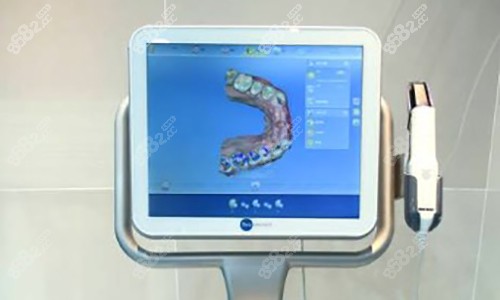 成都极光口腔