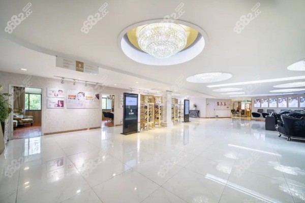 武漢葉子醫(yī)療美容醫(yī)院