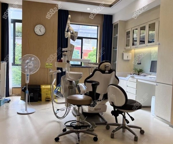 昆明美奧口腔暑期優(yōu)惠多少錢 昆明美奧口腔暑期優(yōu)惠多少錢