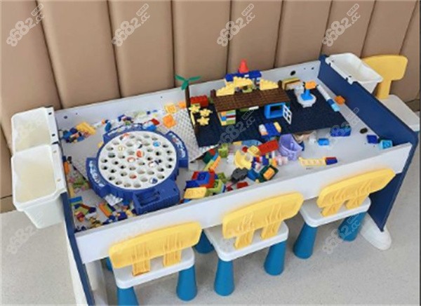 石嘴山小白兔口腔娱乐区