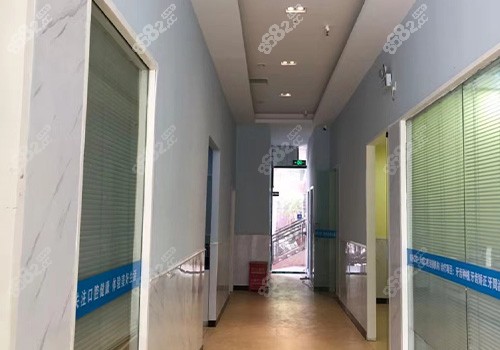 武汉南星口腔门诊过道