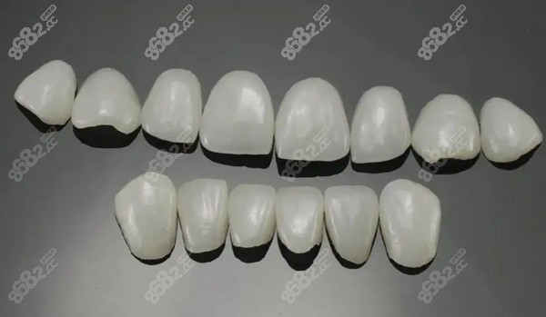 江油口腔醫(yī)院種植牙價格