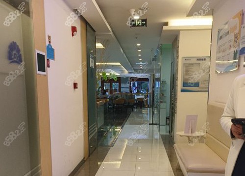 合肥新安口腔医院内部走廊
