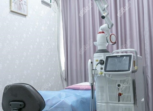 泉州王振榮做雙眼皮怎么樣