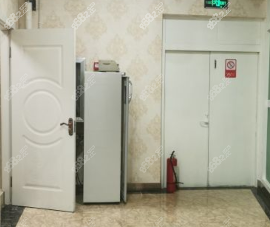 新疆DK马龙整形医院楼道