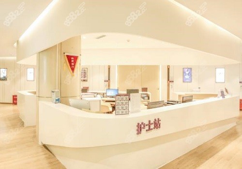 重庆华美潘宝华颧骨内推怎么样