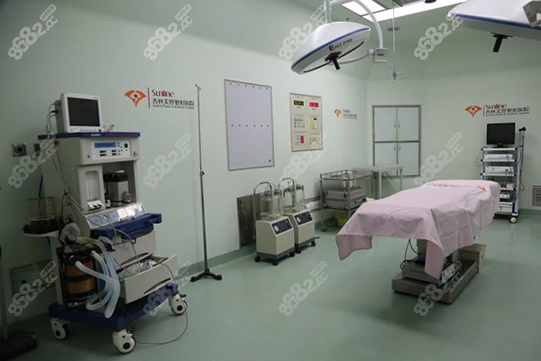 沈陽杏林整形醫(yī)院手術室