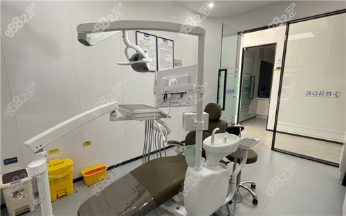 北京荷马口腔医院诊疗室