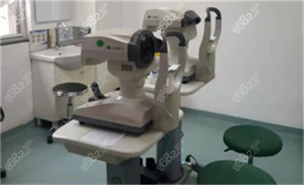 上班族做全飛秒近視手術(shù)后多久能恢復(fù)正常工作