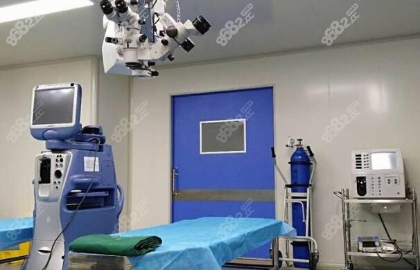 南阳尖峰眼科医院做近视眼手术科室