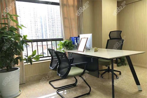 成都友谊医院诊室图