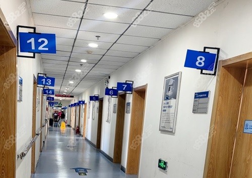北京华德眼科医院走廊