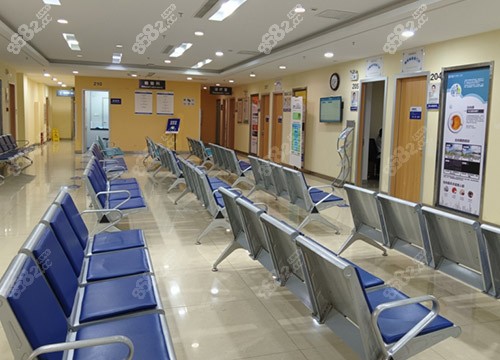 廊坊爱尔眼科医院环境