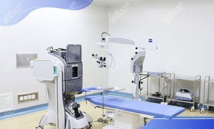 西安华厦眼科医院白内障手术好在先进技术与设备支持