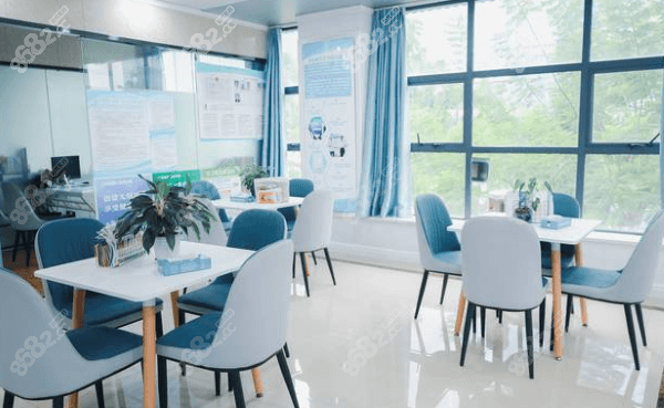 南宁岭南口腔环境图