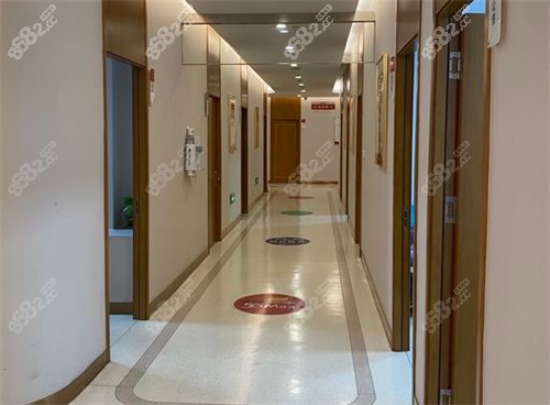 淄博壹美整形走廊環(huán)境圖