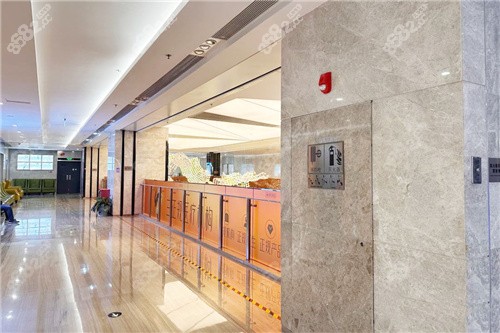 重庆美仑美奂医疗美容医院环内走廊环境