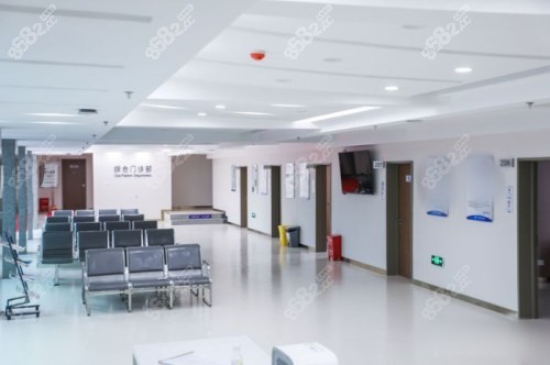 昆明眼科医院候诊区