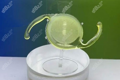 白内障晶体照片