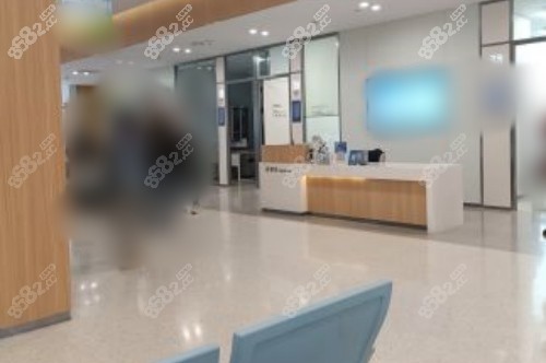 甘肃爱尔眼视光医院导医台